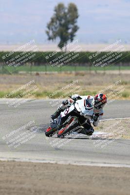 media/May-25-2025-Lets Ride (Sun) [[0ff033e448]]/B Group/1120am (Grapevine)/